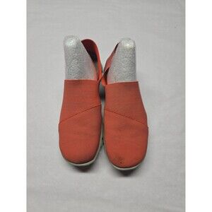 NoSox Coral Slip-On Sneaker Stretchy Shoe Size 10